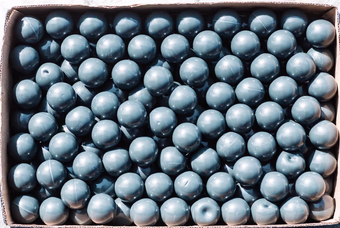 paintballs showing differences between fresh and aging condition